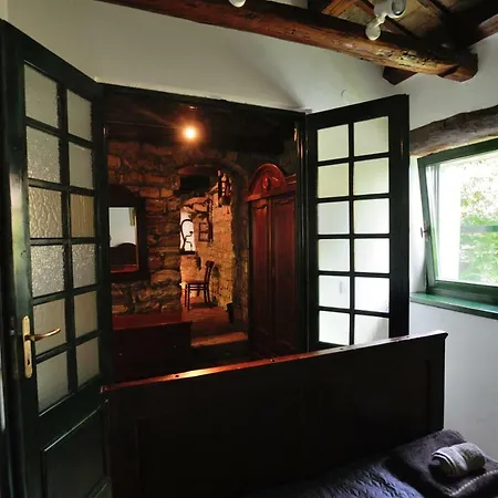 Traditional Istrian Stone House Smarje (Koper)