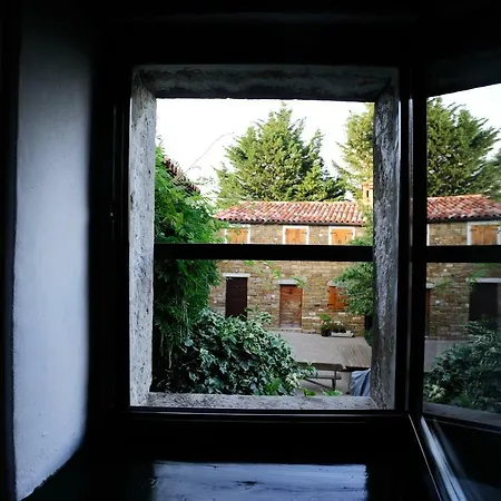 בית הארחה Traditional Istrian Stone House *
