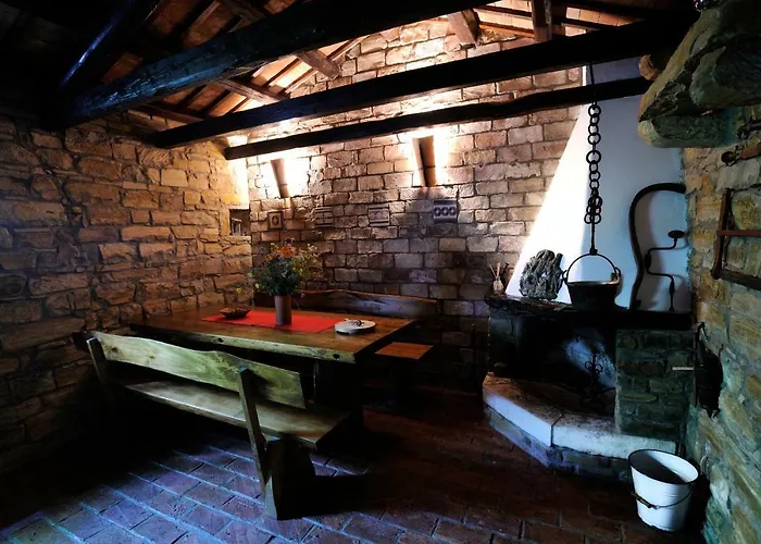 Traditional Istrian Stone House Šmarje