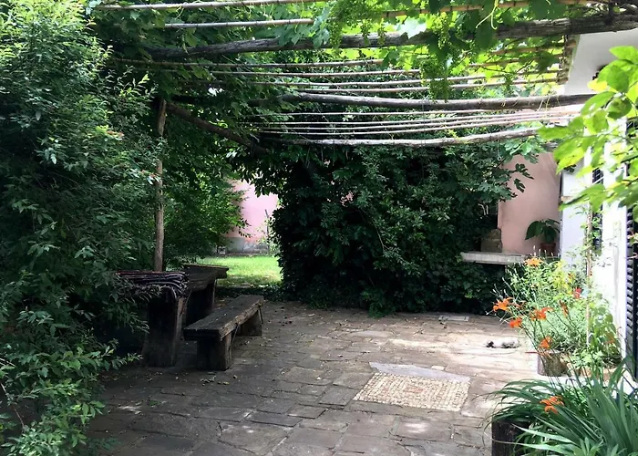 Konukevi Traditional Istrian Stone House 3*